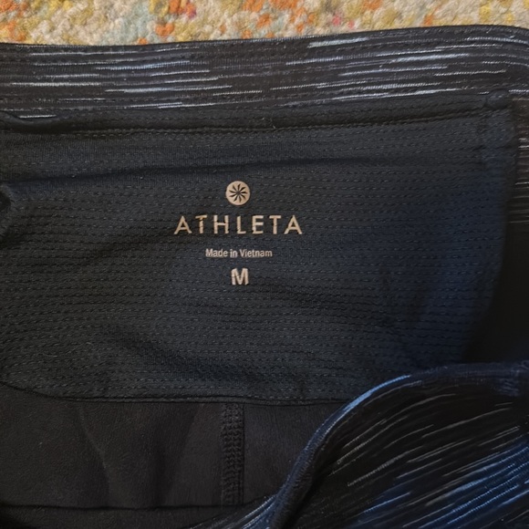 Athleta skirt and attached capris - Picture 2 of 3